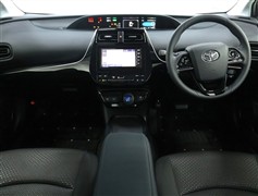 プリウス 1.8Sセーフティプラス2