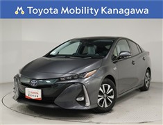 トヨタ　プリウスPHV Aレザーパッケーシ