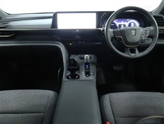 クラウンクロスオーバー G