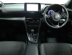 ヤリスクロス 1.5Z