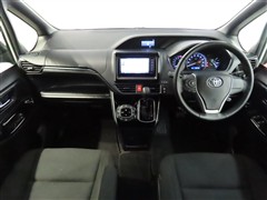 エスクァイア 2.0Xi 7ニンノリ