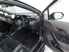 GRカローラ 1.6RZ