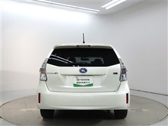 プリウスアルファ 1.8G 7ニンノリ