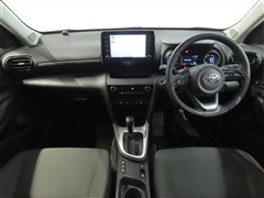 ヤリスクロスHV 1.5G