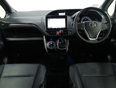 エスクァイア 2.0Gi ブラックT