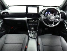 ヤリスクロス HV 1.5Z