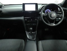 ヤリスクロスHV 1.5Zウルバーノ