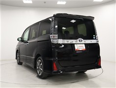 ヴォクシー 2.0ZSキラメキ