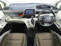シエンタHV 1.5G 7ニンノリ