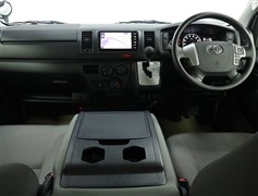 ハイエース キャンパーアルトピアーノ