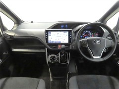 ヴォクシー ZSキラメキ3 7ニンノリ