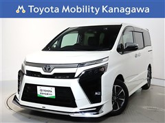 トヨタ ヴォクシー ZSキラメキ3 7ニンノリ