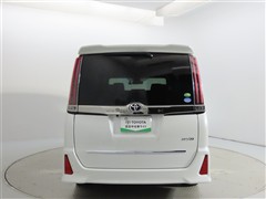 ノア 2.0Si WxB 8ニンノリ