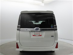 ヴォクシーHV ZSキラメキ3 7ニン