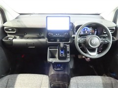 シエンタHV 1.5Z 7ニンノリ