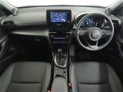 ヤリスクロスHV 1.5Z