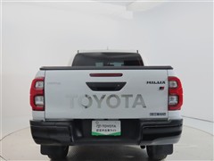 ハイラックス2.4D Z GRスポーツ