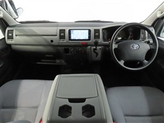 ハイエースV DX クルマイスシヨウB