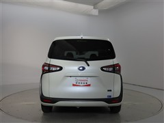 シエンタHV ファンベースG クエロ