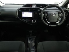 アクア 1.5Sスタイルブラック