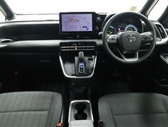 ヴォクシー HV S-G 8ニンノリ