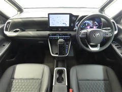 ノアHV 1.8S-Z 7ニンノリ