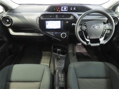 アクア 1.5S スタイルブラック