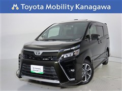 ヴォクシー 2.0ZS 4WD 7ニン