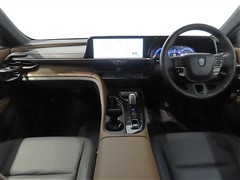 クラウンクロスオーバー 2.4RS