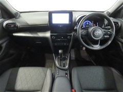 ヤリスクロスHV 1.5Z