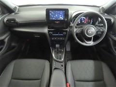 ヤリスクロスHV 1.5Z ウルバーノ