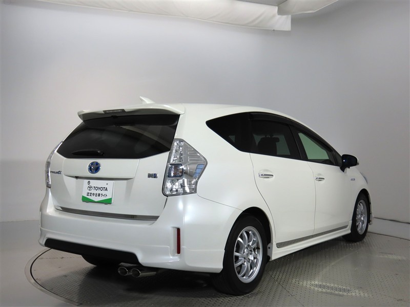 プリウスアルファ GチューンB 5ニン（0370105751210）の中古車