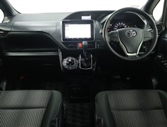 ヴォクシー 2.0ZS