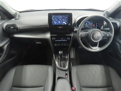 ヤリスクロスHV 1.5Z