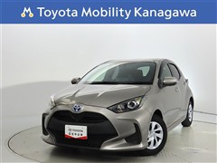トヨタ　ヤリスHV 1.5G