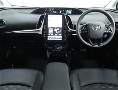 プリウスPHEV Sナビ セーフティ