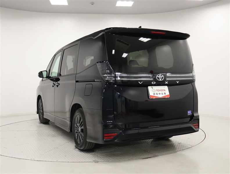 ヴォクシーHV 1.8S-G 8ニン（0370105768597）の中古車 | トヨタ認定