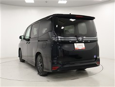 ヴォクシーHV 1.8S-G 8ニン