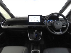 ノアHV 1.8S-Z 7ニンノリ