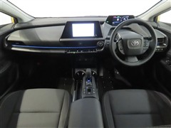 プリウスPHEV G ナイトシェード
