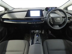 プリウスPHEV G ナイトシェード