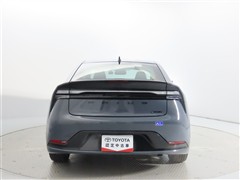 プリウスPHEV G ナイトシェード