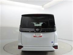 ヴォクシー 2.0S-Z 7ニンノリ