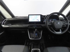 ノアHV 1.8S-G 8ニンノリ