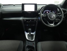 ヤリスクロスHV 1.5Z