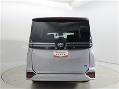 ヴォクシー 2.0S-G 8ニンノリ