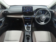 ヤリスクロスHV 1.5Z