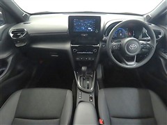 ヤリスクロスHV 1.5Z