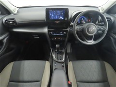 ヤリスクロスHV 1.5Z