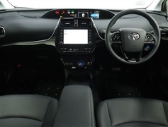 プリウス S ツーリングセレクション